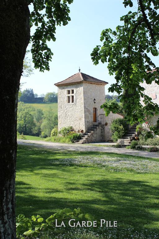 La Garde Pile De Fichou Bajamont Quarto foto