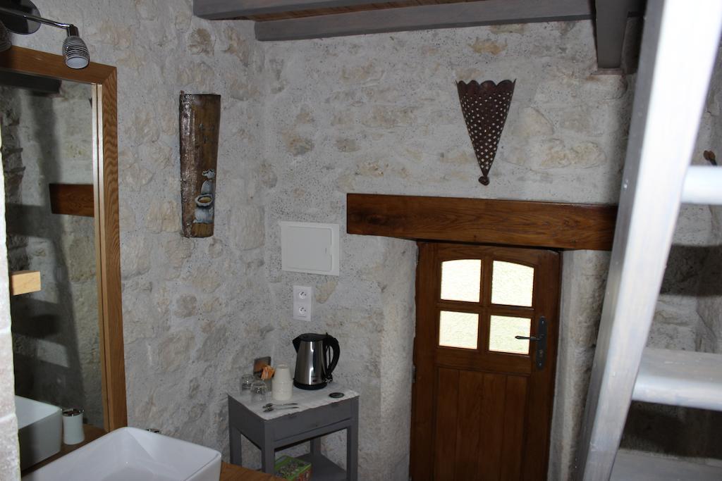 La Garde Pile De Fichou Bajamont Quarto foto
